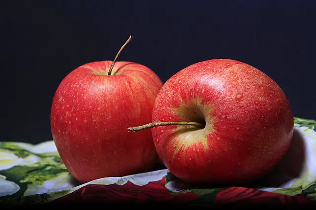 apples to detoxify liver