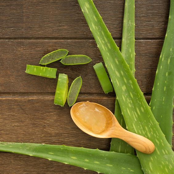 ways to use aloe vera for acne and pimples