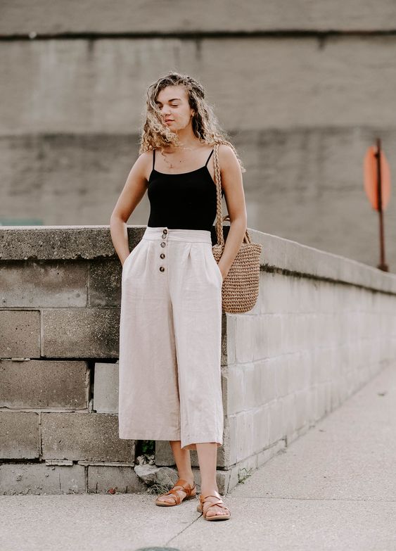 minimalist summer outfit
