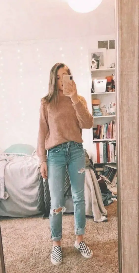Casual Loose Fit Sweater outfit