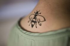 Vintage Queen Bee Tattoo
