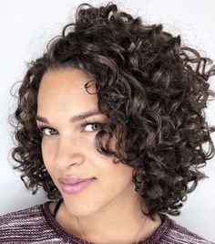 Side Parted Short Curls