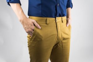 how to wear chinos