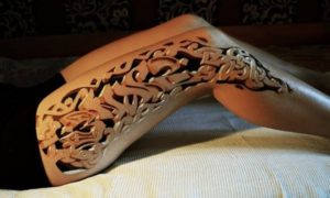 3D Thigh Tattoo