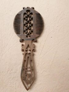 Modern artisan comb