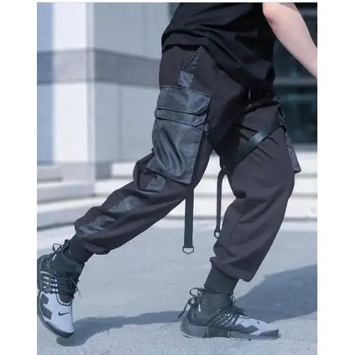 Loose fit cargo pants