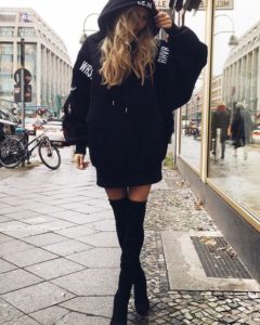 Oversized Hoodie Outfit Women's