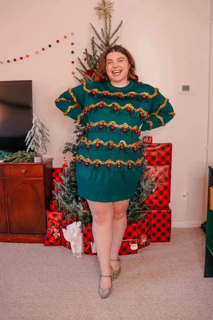 Plus Size Xmas Tree Inspired Outfit