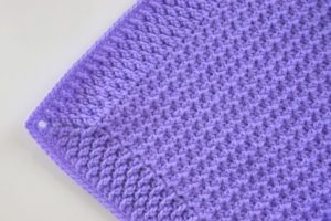 How to Crochet a Simple Baby Blanket
