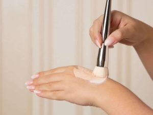 Mixing Foundation with Moisturizer Guide