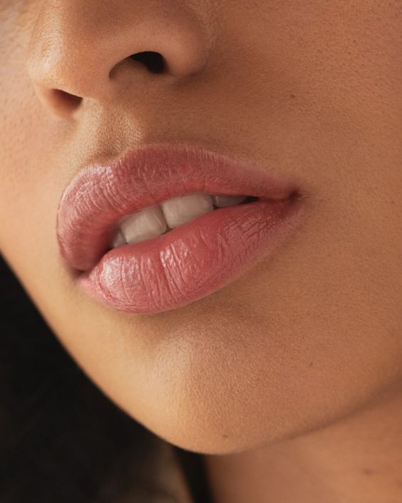 Easy Ways To Get Plumper Lips