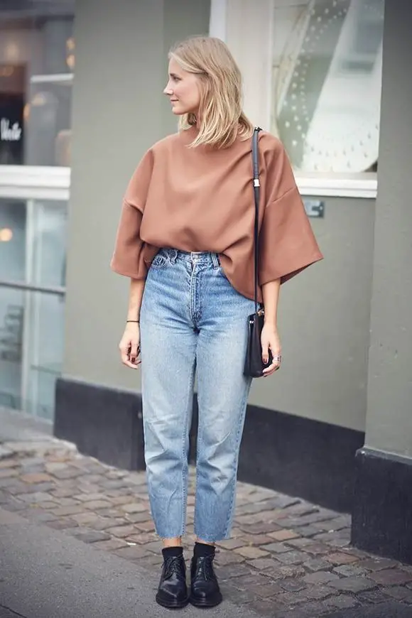 Learn to tuck your oversized topwear