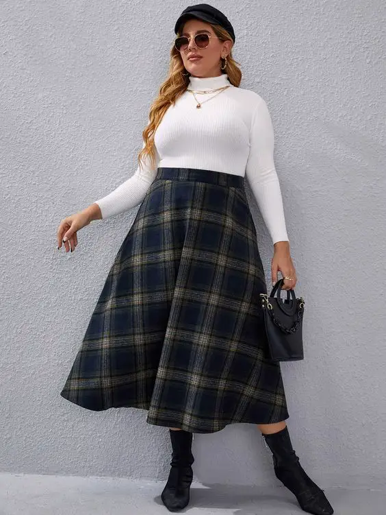 Plus Size Checkered Midi Skirt