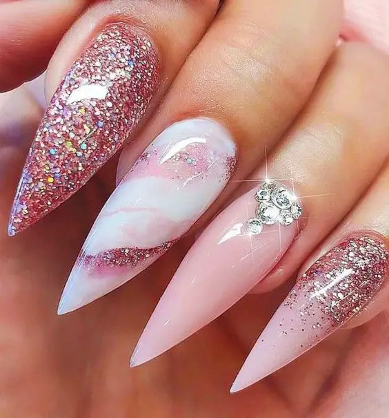 Marble Nails With Glitter 