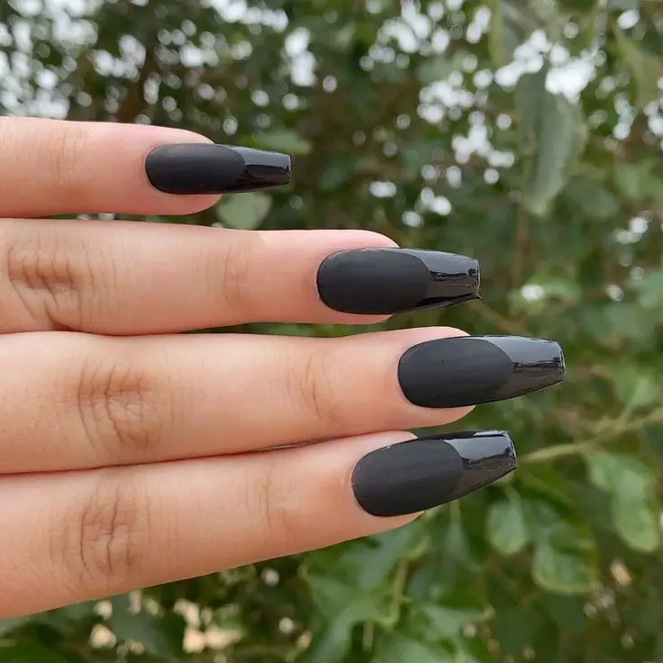 Solid Mattes With Glossy Tips