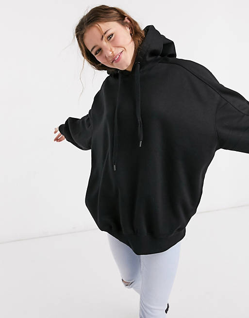 Black Oversized Hoodie With Skinny Jeans