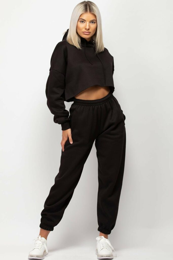 Cropped Oversized Hoodie With Jogger Pants