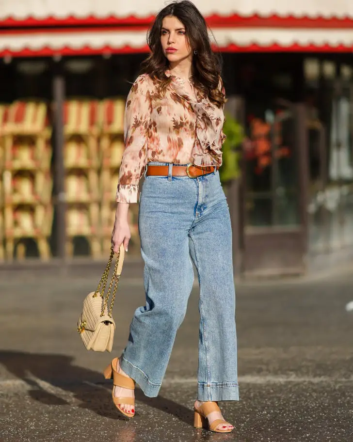 Polka Dots Oversized Shirt With Mom JeansOversized Shirt With Mom Jeans