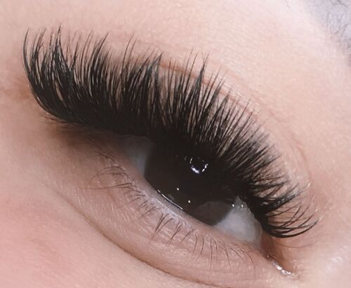 What are cat eyelash extensions